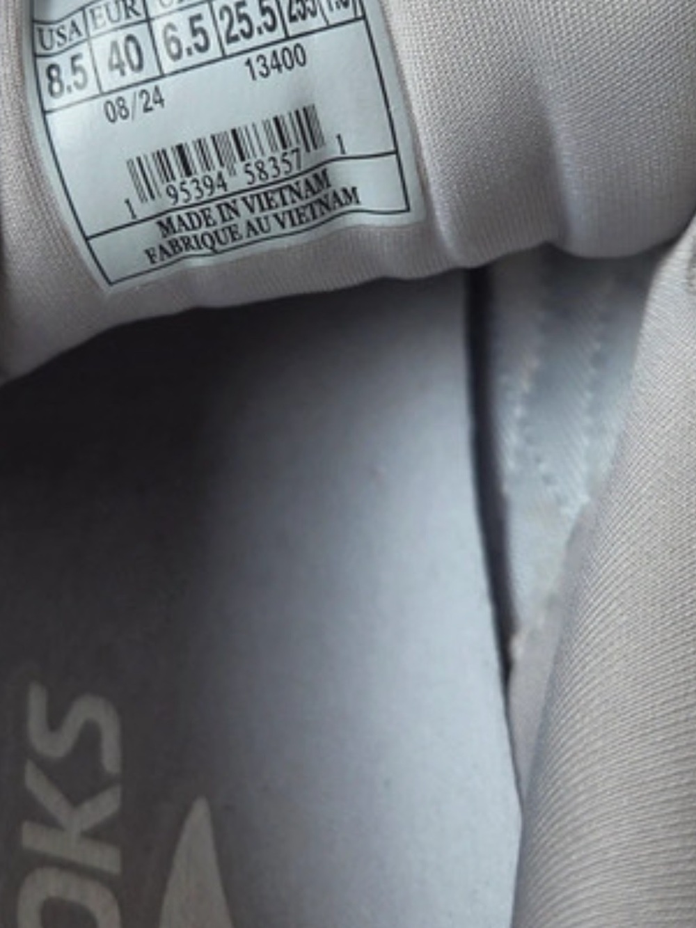 Brooks Ghost Max Women's Running Shoes - Gray and White - Picture 3 of 9